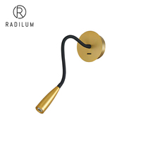 Applique murale LED flexible de luxe nordique en métal, moderne, pour hôtel, lampe de lecture de chevet, avec interrupteur, design, vente en gros pour projets