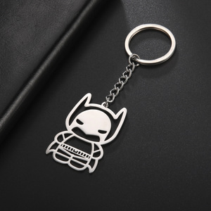 Porte-clés en acier inoxydable 304 avec pendentif <span class=keywords><strong>Batman</strong></span> creux en acier titane de l'usine Yiwu Ge Xiang - Product Image 2