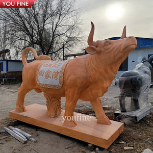 Scultura a grandezza naturale della statua del toro di marmo bianco intagliato a mano dell'ornamento del giardino - Product Image 5