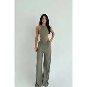 Conjunto de Shorts de Verano de 2 Piezas Color Caqui, Corte Holgado, Largo por Encima de la Rodilla, Top y Pantalones, Disponible en Tallas XS y L, MOQ 3 Piezas - Product Image 3