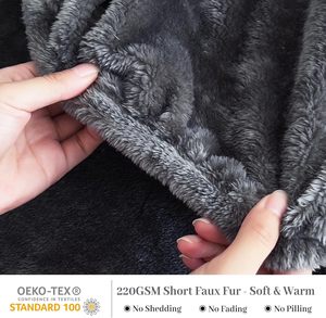 Luxe hiver 4 pièces rayé <span class=keywords><strong>flanelle</strong></span> polaire ensembles de draps épaissir chaud moelleux ensemble de literie housse de couette <span class=keywords><strong>taie</strong></span> d'<span class=keywords><strong>oreiller</strong></span> King Size en gros - Product Image 4
