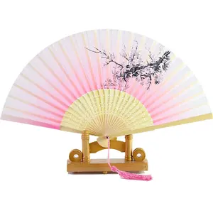 Tissu de côtes en bambou Impression portable de fleurs de prunier Ventilateurs à main de style oriental chinois pliants
