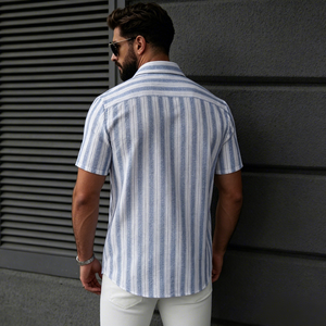 Camicia Estiva Casual da Uomo a Maniche Corte a Righe Blu e Bianche in Misto Lino con Bottoni, OEM, MOQ Basso, Vendita all'Ingrosso - Product Image 2
