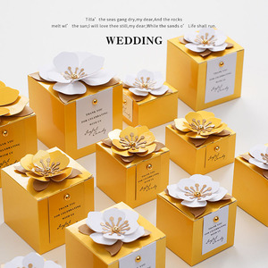 Caja de dulces de Chocolate de papel de boda de lujo para invitados que llevan nombre personalizado pequeño gracias favores de boda caja de regalo de dulces - Product Image 1