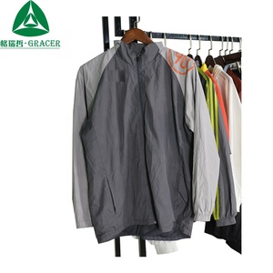 Utilizzato Uomo di Sport Vestiti di Abbigliamento Usato Da Taiwan di <span class=keywords><strong>Prima</strong></span> <span class=keywords><strong>Classe</strong></span> Vestiti di Seconda Mano - Product Image 1