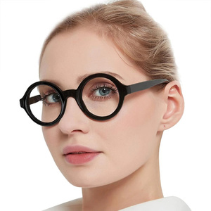 Gafas <span class=keywords><strong>de</strong></span> PC Redondas Vintage con Diseño Floral, Montura Óptica Retro con Patrón Floral Rojo para Mujer - Product Image 5