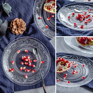 Plato cargador transparente elegante para boda al por mayor, conjunto redondo <span class=keywords><strong>de</strong></span> platos <span class=keywords><strong>de</strong></span> fruta y ensalada <span class=keywords><strong>de</strong></span> desierto <span class=keywords><strong>de</strong></span> cristal transparente <span class=keywords><strong>de</strong></span> 13 pulgadas para cena en casa - Product Image 4