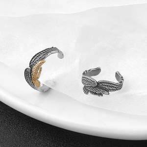 Bague de fiançailles pour homme en acier inoxydable plaqué titane avec design géométrique, bague en forme d'aigle vintage, style punk - Product Image 3