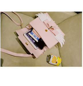 Sac à main en bandoulière avec ailes d'ange tendance, vente en gros, décoration mignonne, vente en gros, cuir PU, sac à bandoulière rose mignon pour femme - Product Image 5