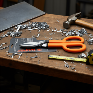 Tijeras para Chapa de Grado Industrial Truper TH-12 de 12 Pulgadas con Corte de Borde Liso y Punta Afilada, Mango de Plástico Naranja y Hoja de Acero al Carbono - Product Image 2