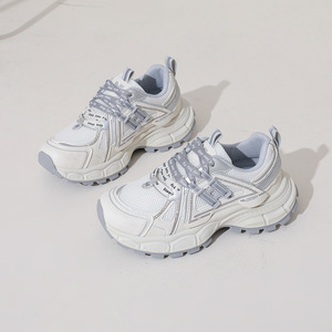 KX216 LYKU Baskets de course décontractées respirantes pour femmes, baskets de marche épaisses en maille antidérapantes EVERGREEN Printemps Automne Été - Product Image 2