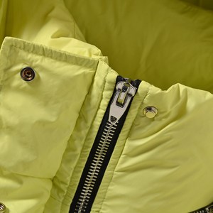 Chaqueta cálida de invierno esencial con diseño de cuello plegable para protección urbana Uso de transporte público Tipo de procesamiento de punto - Product Image 4