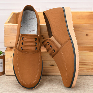 Chaussures de marche pour hommes tendance, antidérapantes, à semelle extérieure en caoutchouc, à enfiler, avec empeigne en similicuir, semelle intermédiaire en PVC et doublure en peluche pour le printemps et l'été - Product Image 3