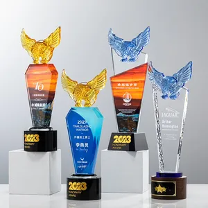 Trofeo de Cristal <span class=keywords><strong>Estrella</strong></span> Moderno de Alta Gama al por Mayor, Personalizable con Impresión a Color, Premios de Honor de Cristal, Material de Cristal, Venta al por Mayor de Fábrica - Product Image 1