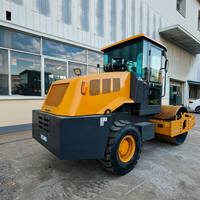 Compacteur de sol XS600J 6 tonnes, double vitesse, capacité de montée de 35 %, rayon de braquage de 5000 mm pour fondations