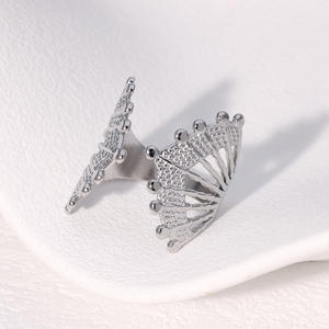 Bague de mode pour femme, bijoux fins en acier inoxydable plaqué or, bague de fiançailles ajourée - Product Image 3