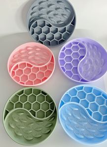 Couleur personnalisée logo multi fonction puzzle chien jouet chien chat enrichissement lécher tapis plaque poisson rond chien mangeoire lente - Product Image 5