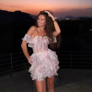 Elegante Vestido de Noche sin Tirantes con Hombros Descubiertos, Estampado Floral, Capa Transparente y Cintura Imperio para Mujer - Product Image 3