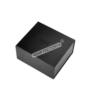 Caja de Regalo Magnética Plegable de Cartón para Ropa, Ideal para Sudaderas con Capucha de Lujo - Product Image 4