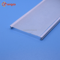 Couvercle de diffuseur de lumière micro prismatique en polycarbonate double couleur anti-éblouissement gaufrage abat-jour extrudé usine d'extrusion de Chine