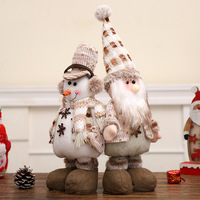 Figurines de table neutres en tricot (Élan, Gnome, Bonhomme de neige) pour Noël, l'hiver, la décoration de cheminée et de fête, et comme cadeau