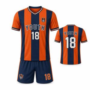 Jersey Sepak Bola Latihan Poliester Retro Cepat Kering Kaos Sepak Bola Kustom Bernapas Seragam untuk Pria Pakaian Olahraga Tim Klub - Product Image 1