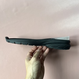 Chaussures de sport Tpr sur <span class=keywords><strong>semelle</strong></span> en Tpu Semelles en caoutchouc Tpu recyclé pour sandales <span class=keywords><strong>Semelle</strong></span> pour chaussures Tpu - Product Image 5