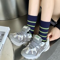 Chaussettes athlétiques côtelées pour femmes avec accent rayé contrastant, extensibles, confortables, décontractées, streetwear, tendance, multicolores, lot de chaussettes