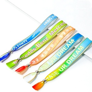 Bracelets en tissu tissé avec logo personnalisé pour les foires du livre, designs à thème littéraire, cadeaux promotionnels originaux - Product Image 1