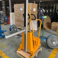 Lève-rouleaux semi-électrique à broche de 100 kg de capacité, hauteur de levage de 1500 mm, transpalette de manutention pour rouleaux de papier, film et tissu