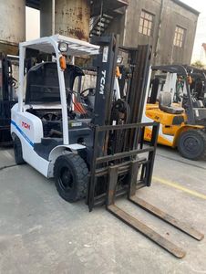 Chariot élévateur diesel d'origine TCM 2.5 tonnes Heli FB25 modèle manuel/alimenté par batterie avec une capacité de 3T pour les industries agricoles - Product Image 3