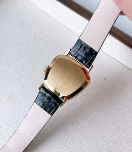 Montre à quartz haut de gamme 2025 la plus luxueuse, motif crocodile noir, en cuir résistant aux rayures, pour barbecue en plein air - Product Image 4