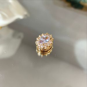 Bijoux d'ongles 3D de luxe <span class=keywords><strong>avec</strong></span> base en alliage d'or et d'argent incrustée de <span class=keywords><strong>strass</strong></span> pour ongles, adaptés à la décoration d'ongles DIY - Product Image 6