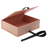 Boîte cadeau rigide à fermeture magnétique de luxe, emballage en carton personnalisé avec logo, boîte pliante haut de gamme pour cosmétiques et bijoux, avec ruban et nœud.