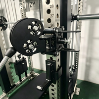Station d'entraînement multifonctionnelle : Smith Machine, Power Rack et Functional Trainer avec système de poulies à double blocage pour exercices variés