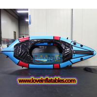 Packraft compact et polyvalent à prix abordable pour les excursions fluviales et les voyages d'aventure avec spraydeck