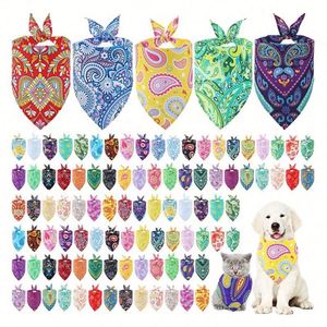 Bandana triangulaire ajustable pour chien, impression sérigraphique personnalisée, 54x54cm, promotionnel pour anniversaires, mariages, fêtes - Product Image 2