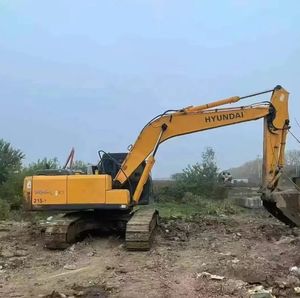 Hyundai 215-7 Excavadora de ruedas Usado Perfecto Estado de Trabajo Precios bajos Componentes básicos Incluidos Motor Caja de cambios Bomba de engranajes - Product Image 6