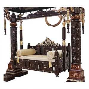 Compre un columpio tradicional de madera para interiores, columpio Jhoola Maharaja para decoración del hogar, el mejor columpio para sala de estar en madera de teca, EE. UU. - Product Image 1