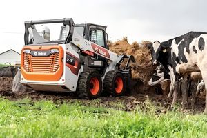 รถตักล้อยางขนาดเล็ก <span class=keywords><strong>Bobcat</strong></span> S76 ประสิทธิภาพสูง ชั่วโมงการทำงานต่ำ สภาพดีเยี่ยม เชื่อถือได้ มีสินค้าในสต็อกพร้อมขาย - Product Image 3