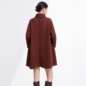 Manteaux décontractés minimalistes de haute qualité pour femmes, à double boutonnage, plissés, grande taille, fins, longueur normale, manches longues, en polyester - Product Image 6