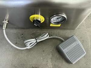 "Prenez cette gemme de remplissage liquide semi-automatique à double tête! Compact, sans tracas et idéal pour les petites et moyennes entreprises. Commandez aujourd'hui - Product Image 4