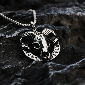Collar con Colgante de Acero Inoxidable Estilo Vikingo Retro Nórdico para Hombre, con Cadena de Bambú, Diseño Personalizado de Cabeza de Oveja con <span class=keywords><strong>Runa</strong></span> - Product Image 3