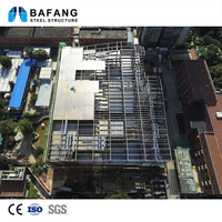 Garage de stationnement à plusieurs étages de structure métallique de parking d'hôpital en acier préfabriqué avec la conception modulaire moderne de design industriel