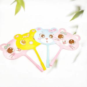 Bolígrafo con diseño de gato de dibujos animados para estudiantes, divertido bolígrafo de juguete, fuente mayorista para tiendas de dólar. - Product Image 4