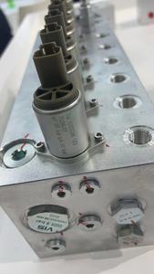 Katup <span class=keywords><strong>solenoid</strong></span> ekskavator blok kumparan katup <span class=keywords><strong>solenoid</strong></span> ekskavator Modern <span class=keywords><strong>Volvo</strong></span> Hitachi Doushan katup <span class=keywords><strong>solenoid</strong></span>, perjalanan Putar - Product Image 4