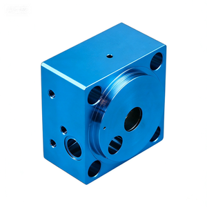 Bloc de distribution hydraulique intégré compact et durable pour l'intégration de vannes solénoïdes dans les systèmes hydrauliques compacts - Product Image 1