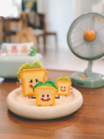 Jouets Micro-Blocs de Construction en Plastique Amusants : Figurines et Aliments (Hamburger, Avocat, Pain, Croustilles, Gâteau, Ananas, Lait, Briques)