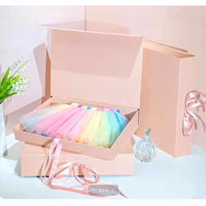 Faible MOQ, stock disponible pour livraison rapide, boîte cadeau de luxe personnalisée avec fermeture magnétique et ruban pour robe de fille, idéale pour les petites entreprises - Product Image 2