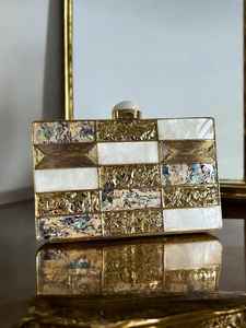 Elegante Bolso de Mano de Resina para Mujer con Construcción Duradera, Ligero y Perfecto para Fiestas, Accesorios para Mujer - Product Image 5